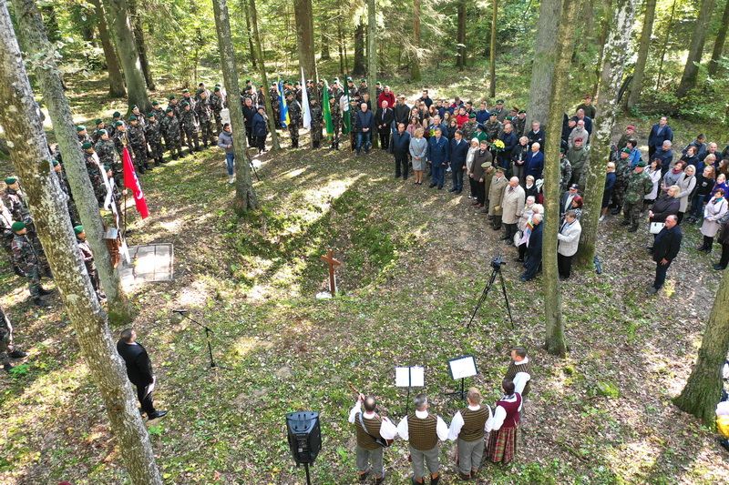 Kalesninkų miške buvo pagerbtas partizanų atminimas (video)