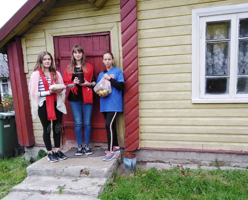 Simno ir Pivašiūnų jaunųjų maltiečių pamoka: dėkoti, džiaugtis, dovanoti