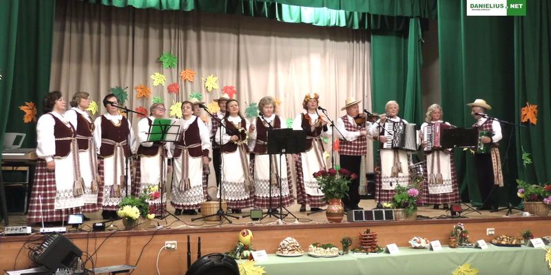 Šeštadienį Kumečiai kviečia į 15-ąją rudens ir bendruomenių draugystės šventę (video)
