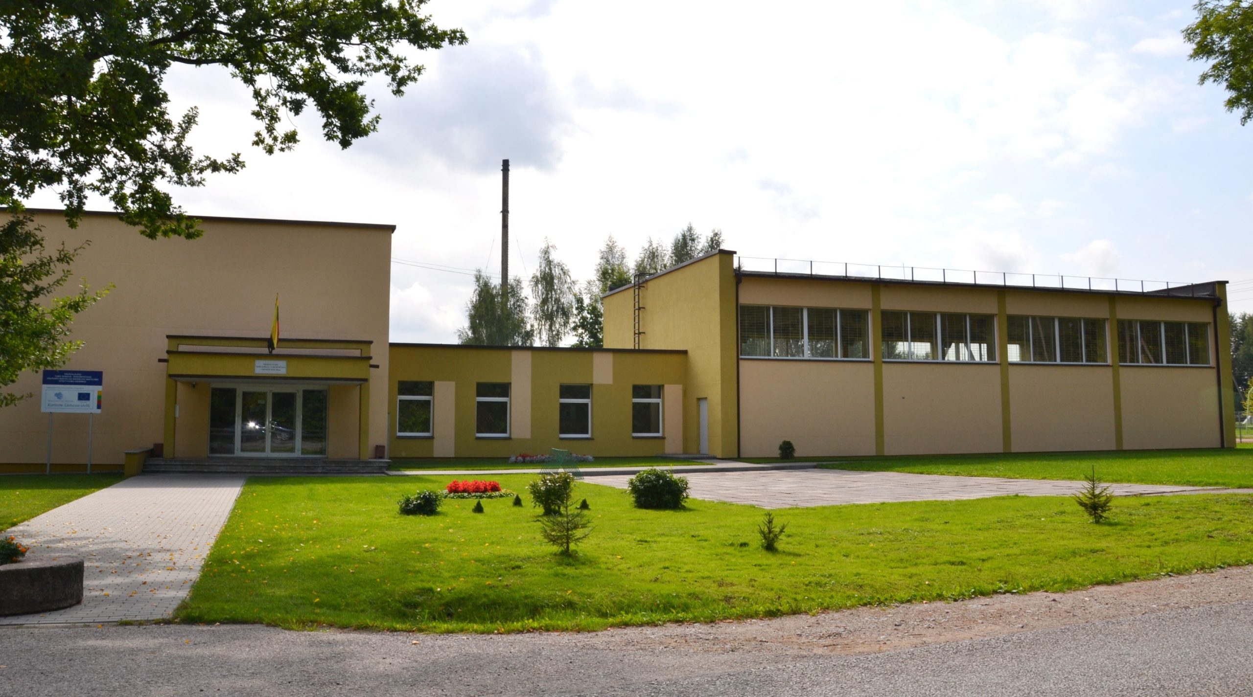 Lapkričio 30 d. Krokialaukio gimnazija kviečia į 200 metų jubiliejaus šventę