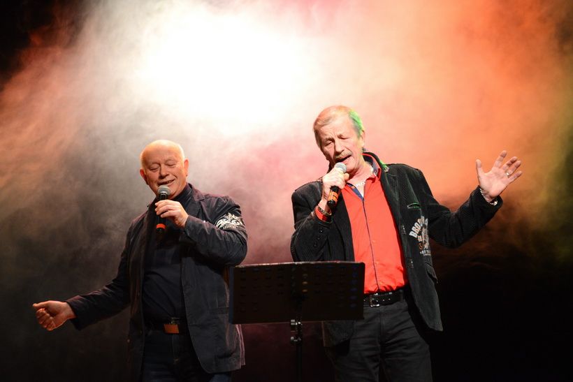 Duetų koncertas Simne “Riešutai” (foto+video)