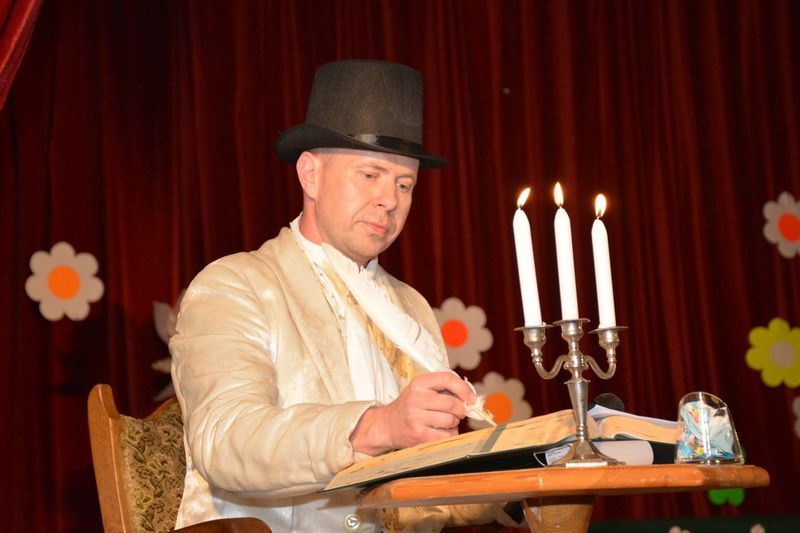 Arūnas Narauskas Simno spec.m-klos mokytojas atvirai apie save ir savo mokinius, teatrą bei darbą užsienyje (video)