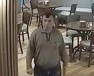 Alytaus policija prašo gyventojų pagalbos atpažįstant vaizdo kameromis užfiksuotus vyrus