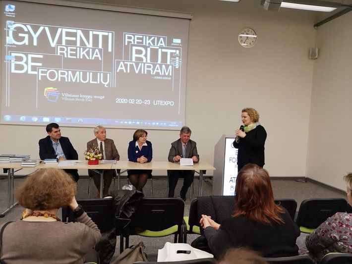 Medicinos išsilavinimą turinčiam profesoriui Arvydui Šeškevičiui knygų rašymas genuose
