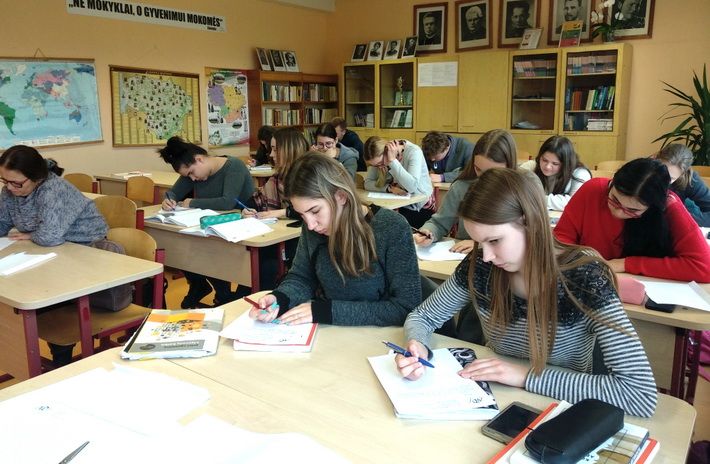 Nacionalinį diktantą rašė ir 108 Alytaus rajono gyventojai