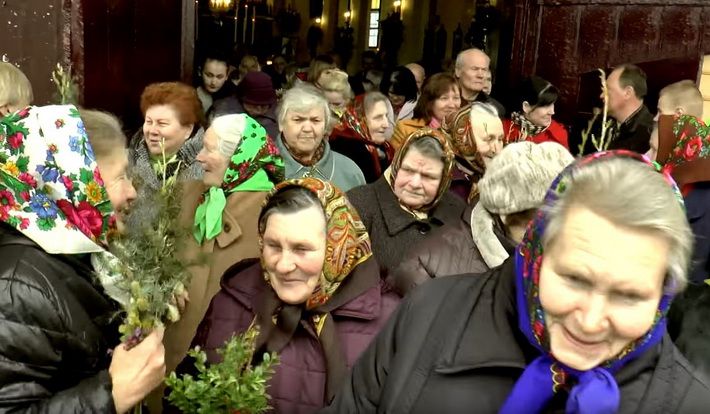 Verbų mišios Alovės Švč. Trejybės bažnyčioje (video)