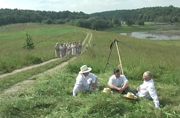 Luksnėnų “Alasėlio” dainos “Tėviškė” ir “Šienpjovėliai”. Vlado Krušnos archyvas (video)