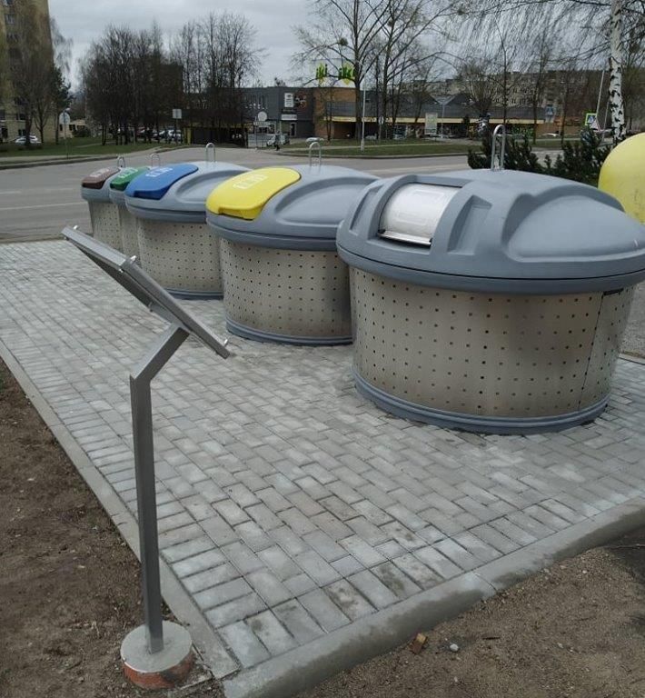 Alytiškių atliekoms – nauji konteineriai. Aikštelės jau paruoštos eksploatacijai