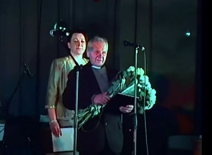 Mero regalijų įteikimas ir garbės piliečio pristatymas Punioje-2007 (video)