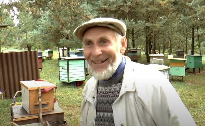 Bitininkų dienos proga įdomus interviu su Jonu Jakaičiu iš Macelių (video)