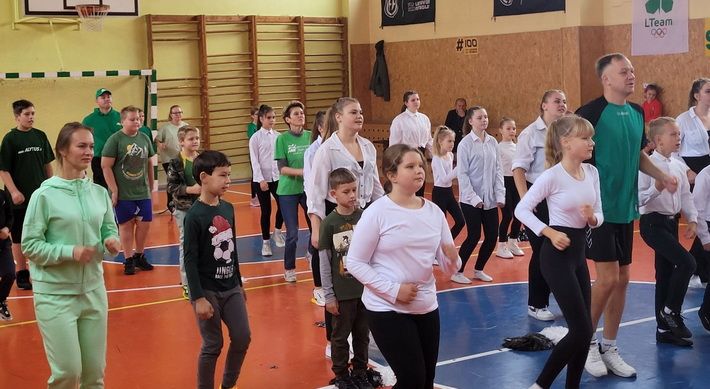 Alytaus r. Butrimonių gimnazija. Lietuviško tinklo „Maxima“ socialinės atsakomybės projektas „Mes – bendruomenė“ įgyvendintas!